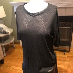 3/4 sleeve black shirt